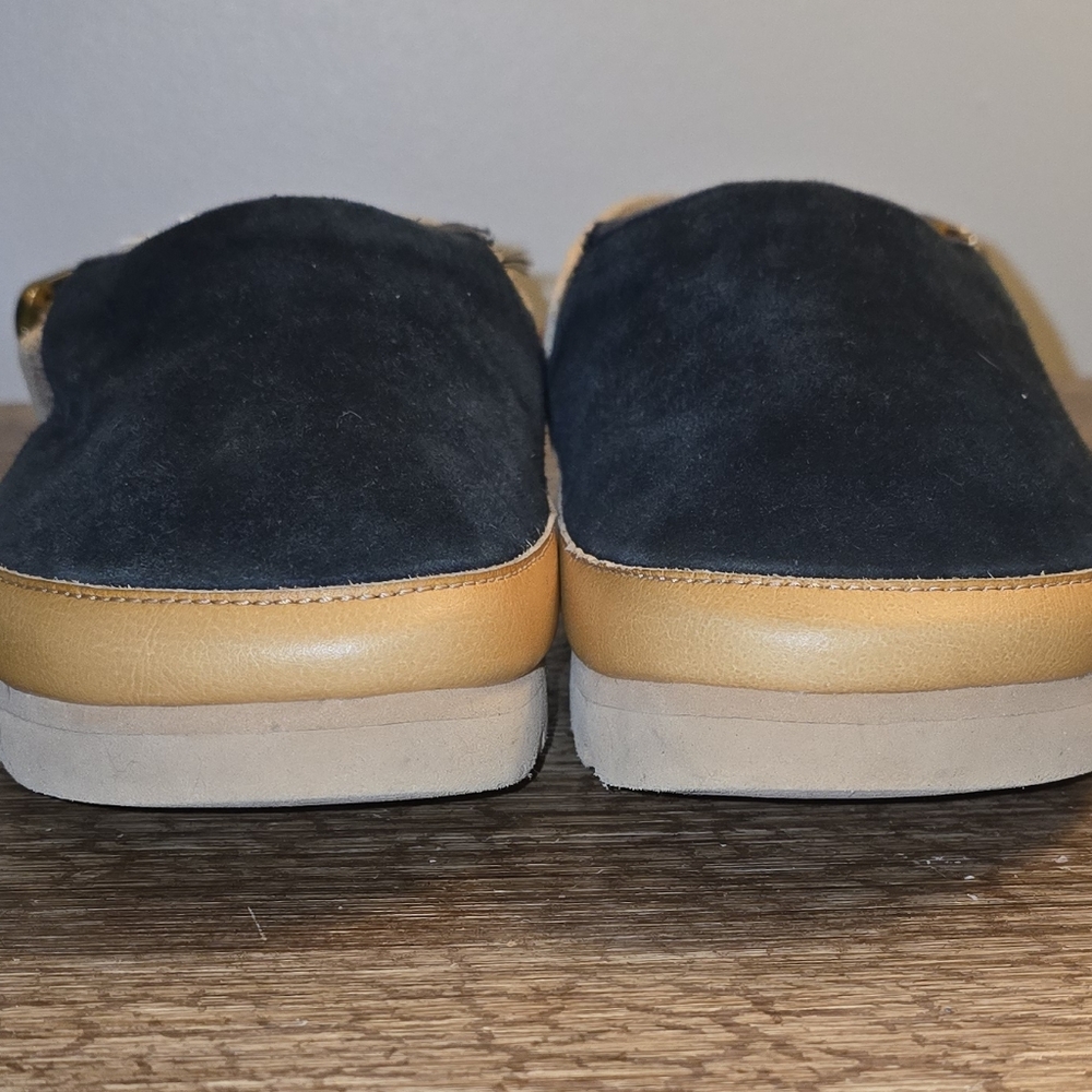 Reef Black Suede Slip-On Shoes - Picture 3 of 7